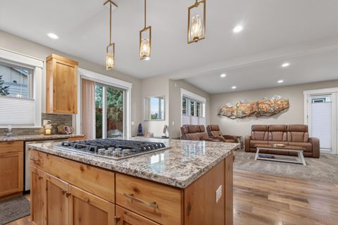 Tiny photo for 3357 SW 35th Street, Redmond, OR 97756 (MLS # 220219620)