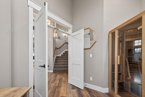 Tiny photo for 3357 SW 35th Street, Redmond, OR 97756 (MLS # 220219620)