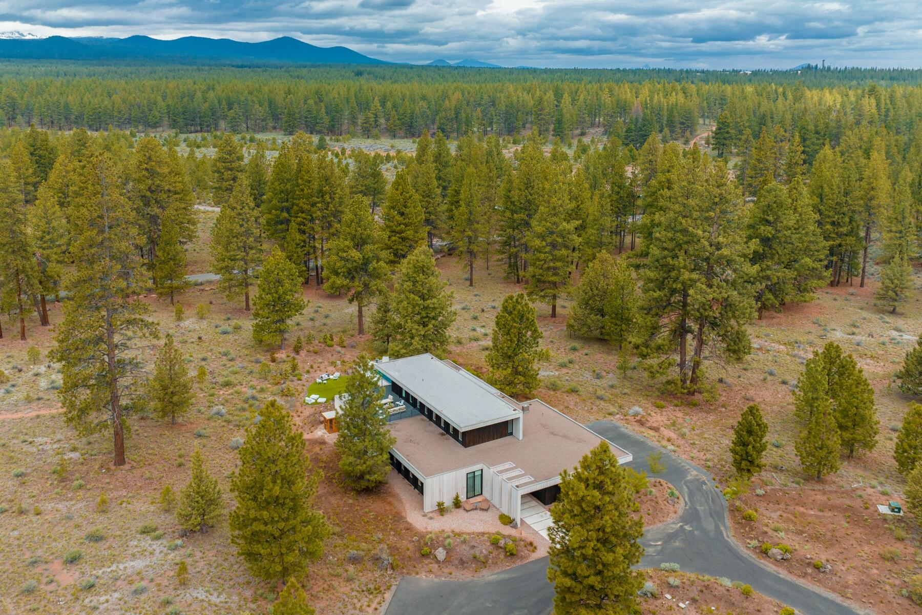 The Highlands at Broken Top - Residential