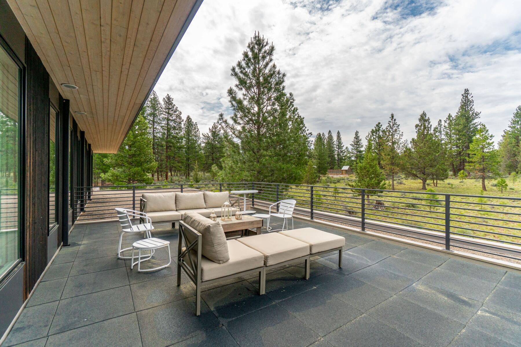 The Highlands at Broken Top - Residential