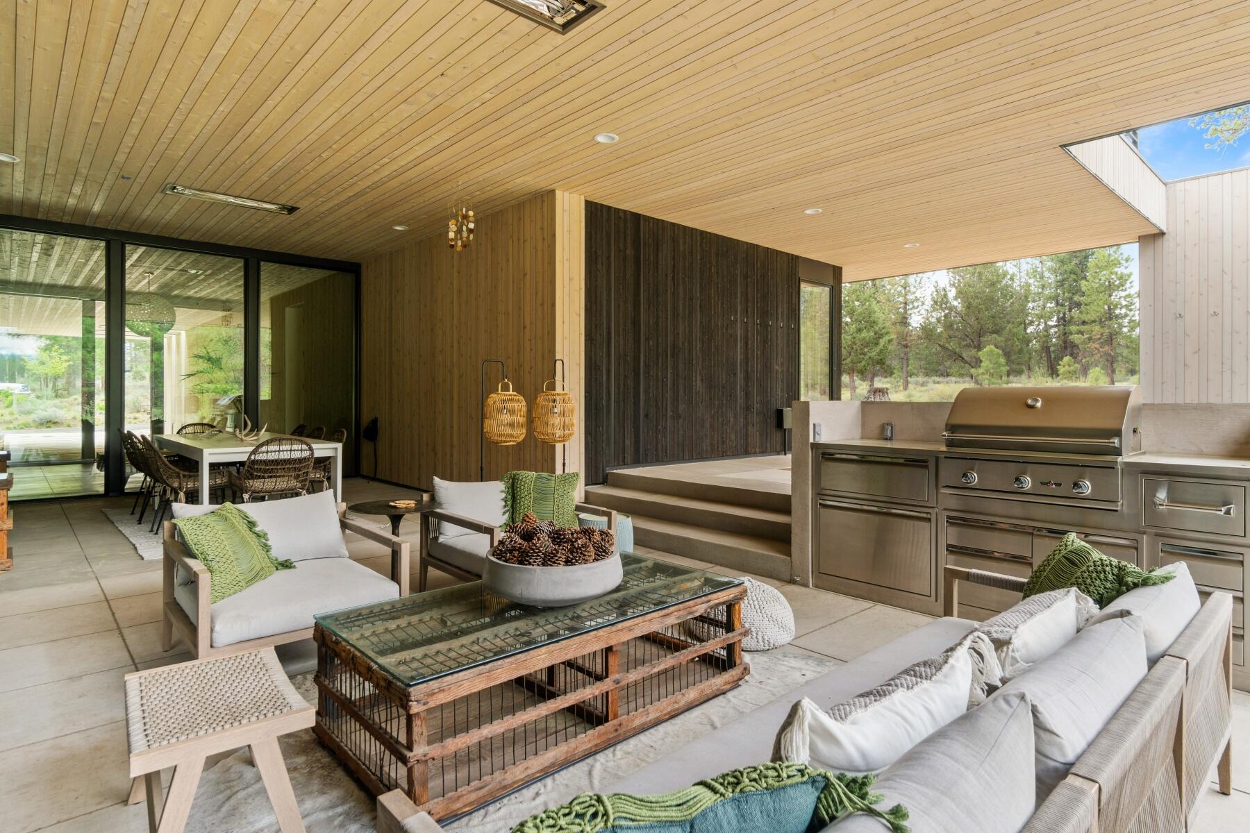 The Highlands at Broken Top - Residential