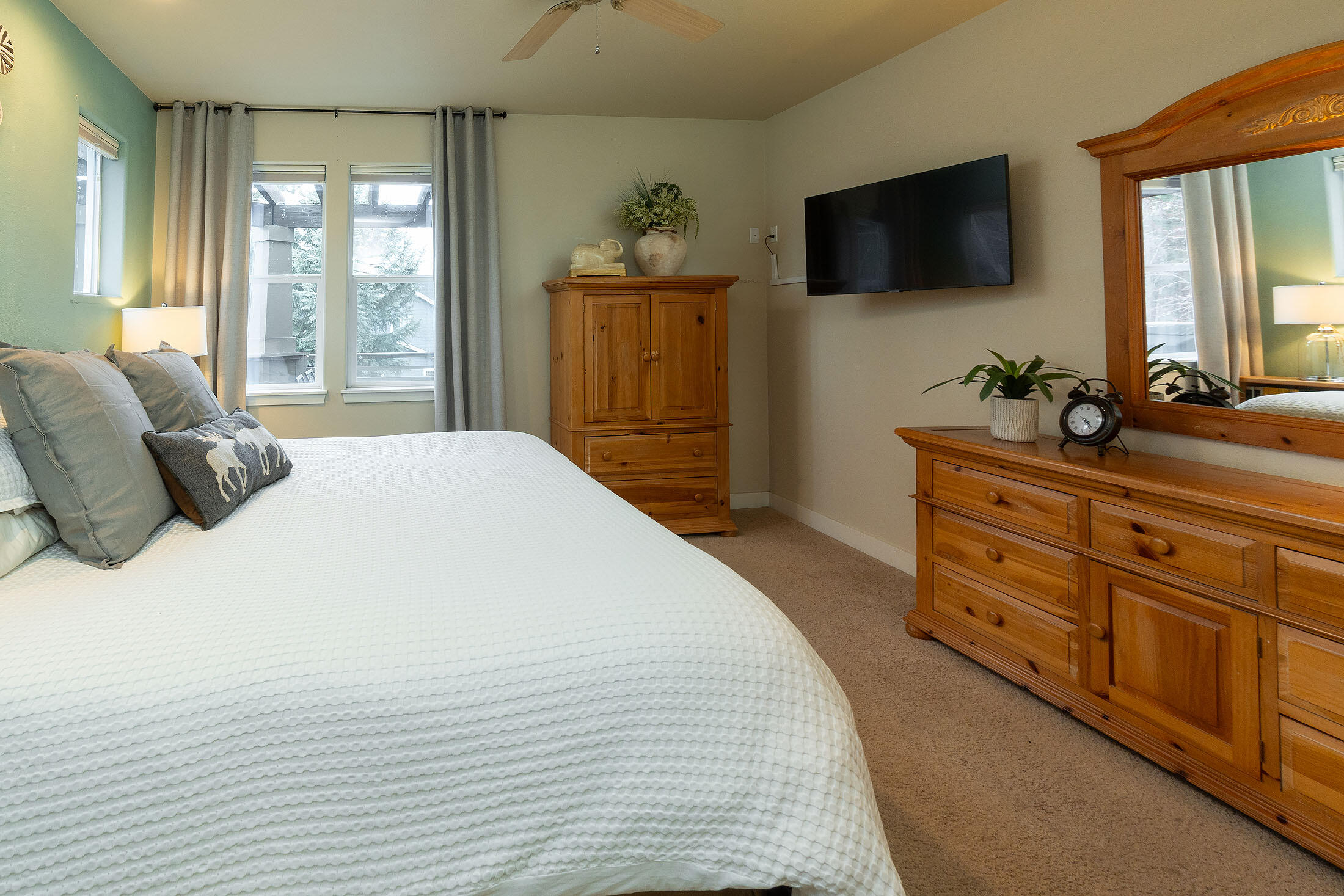 Skyliner Summit - Residential