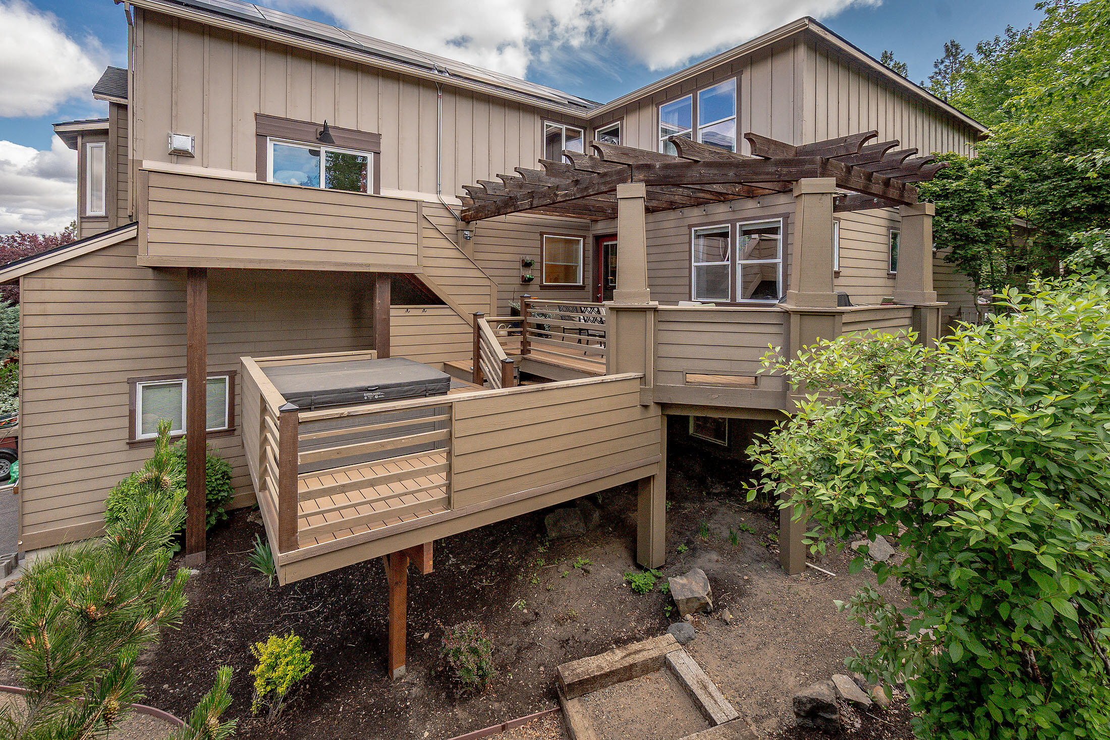 Skyliner Summit - Residential