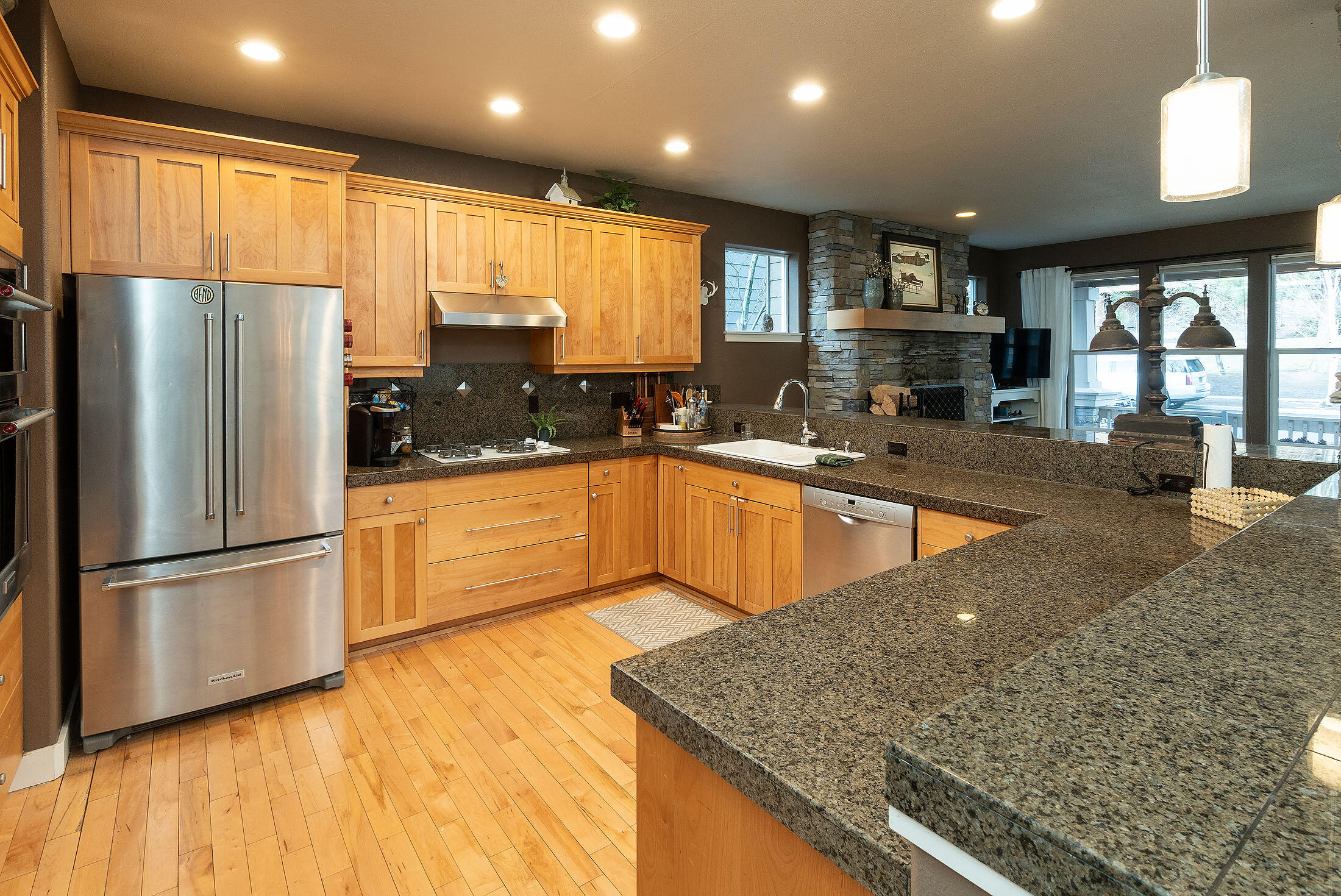 319 NW Flagline Drive