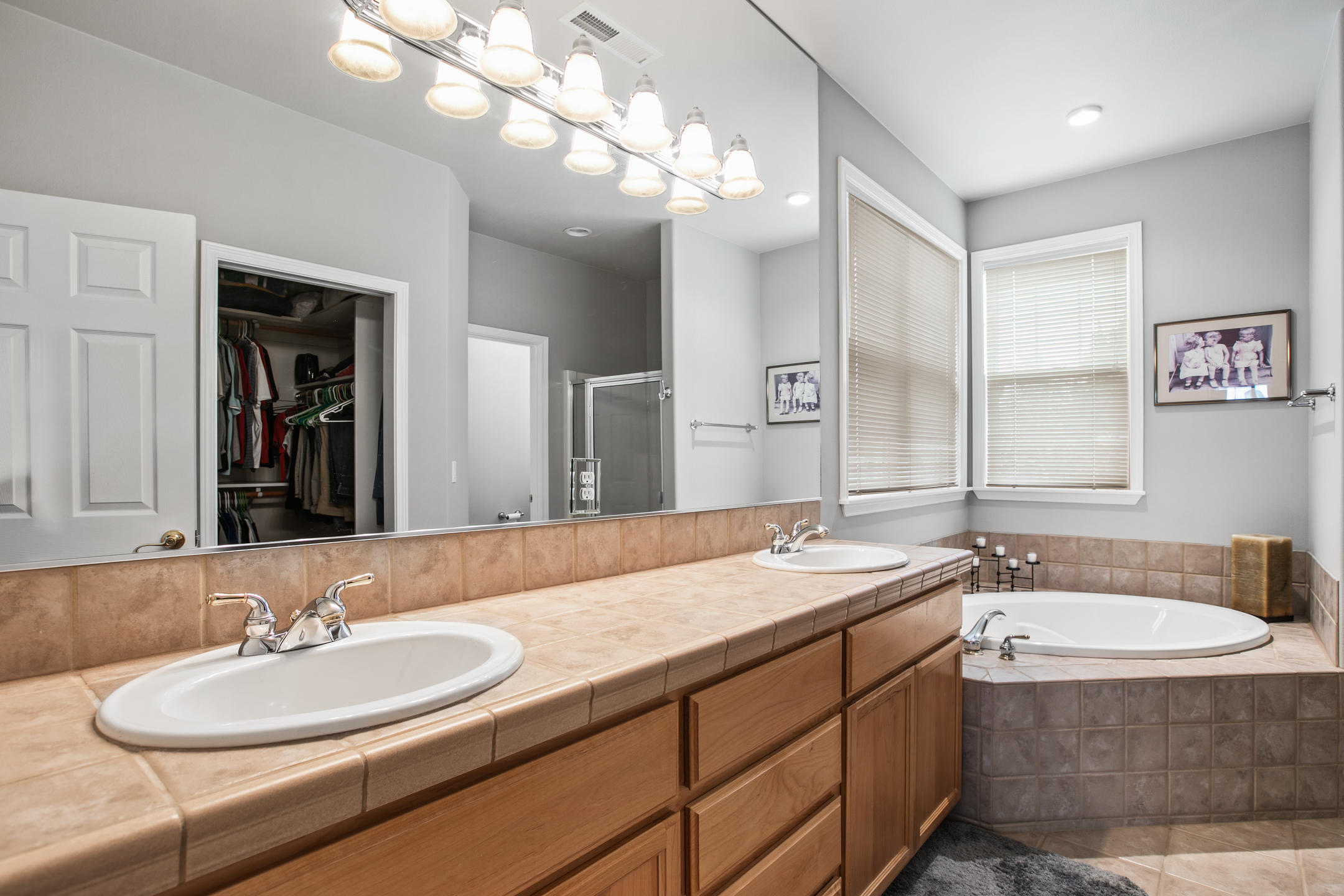 Eagle Crest - Residential