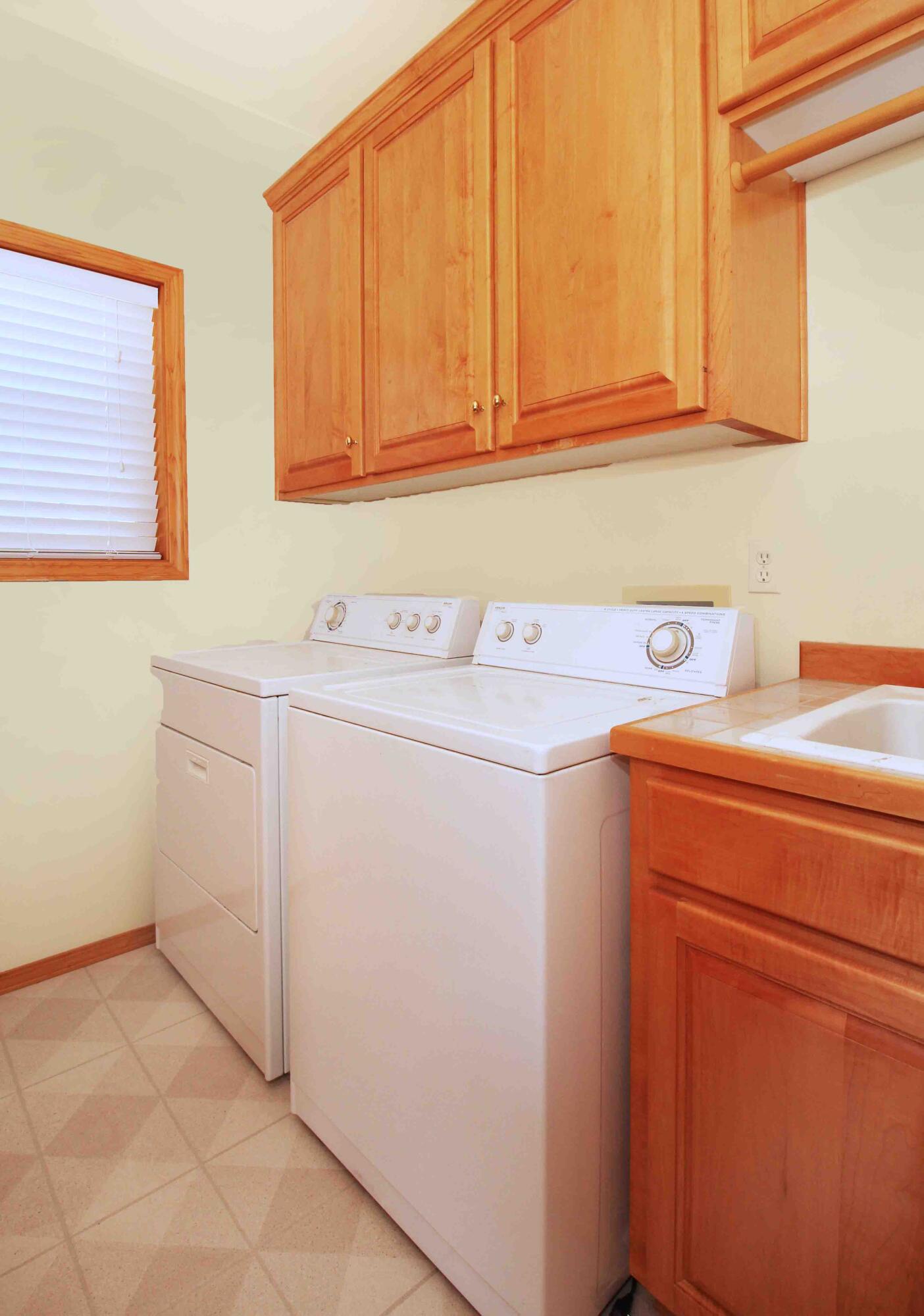 Oak Tree - Residential