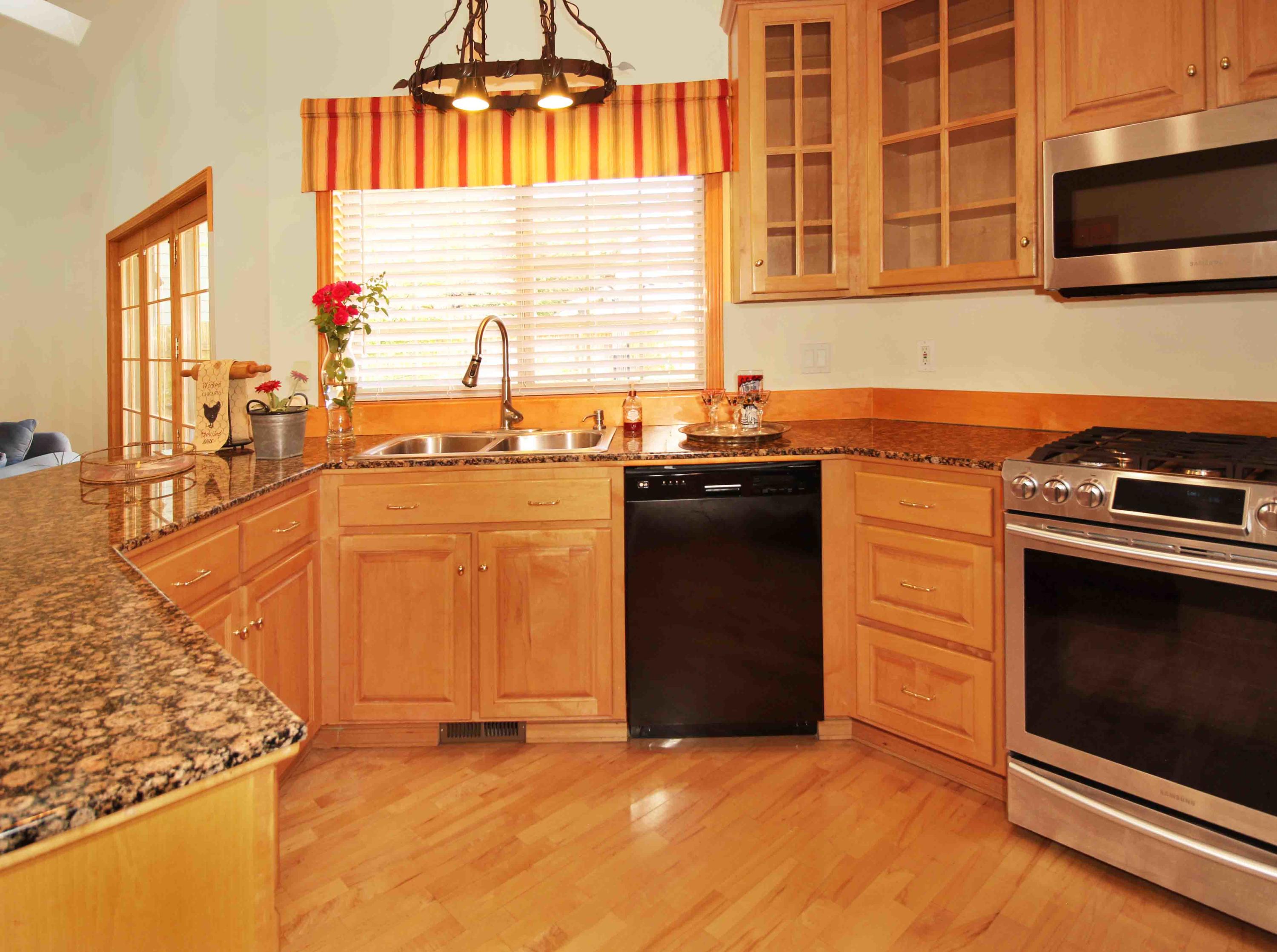 Oak Tree - Residential