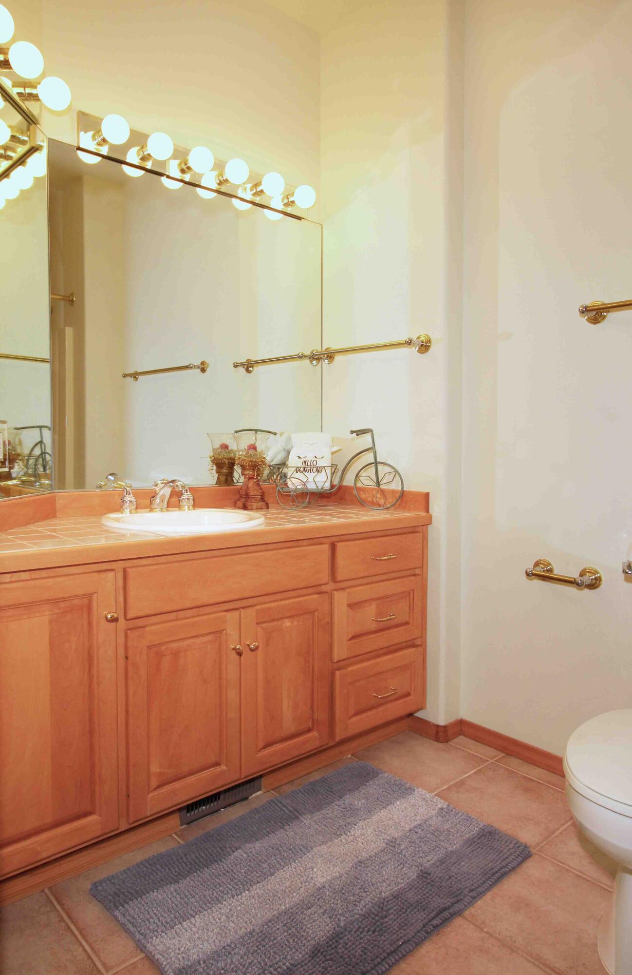 Oak Tree - Residential