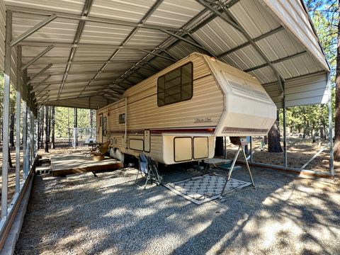Tiny photo for 52880 Sunrise Boulevard, La Pine, OR 97739 (MLS # 220210279)