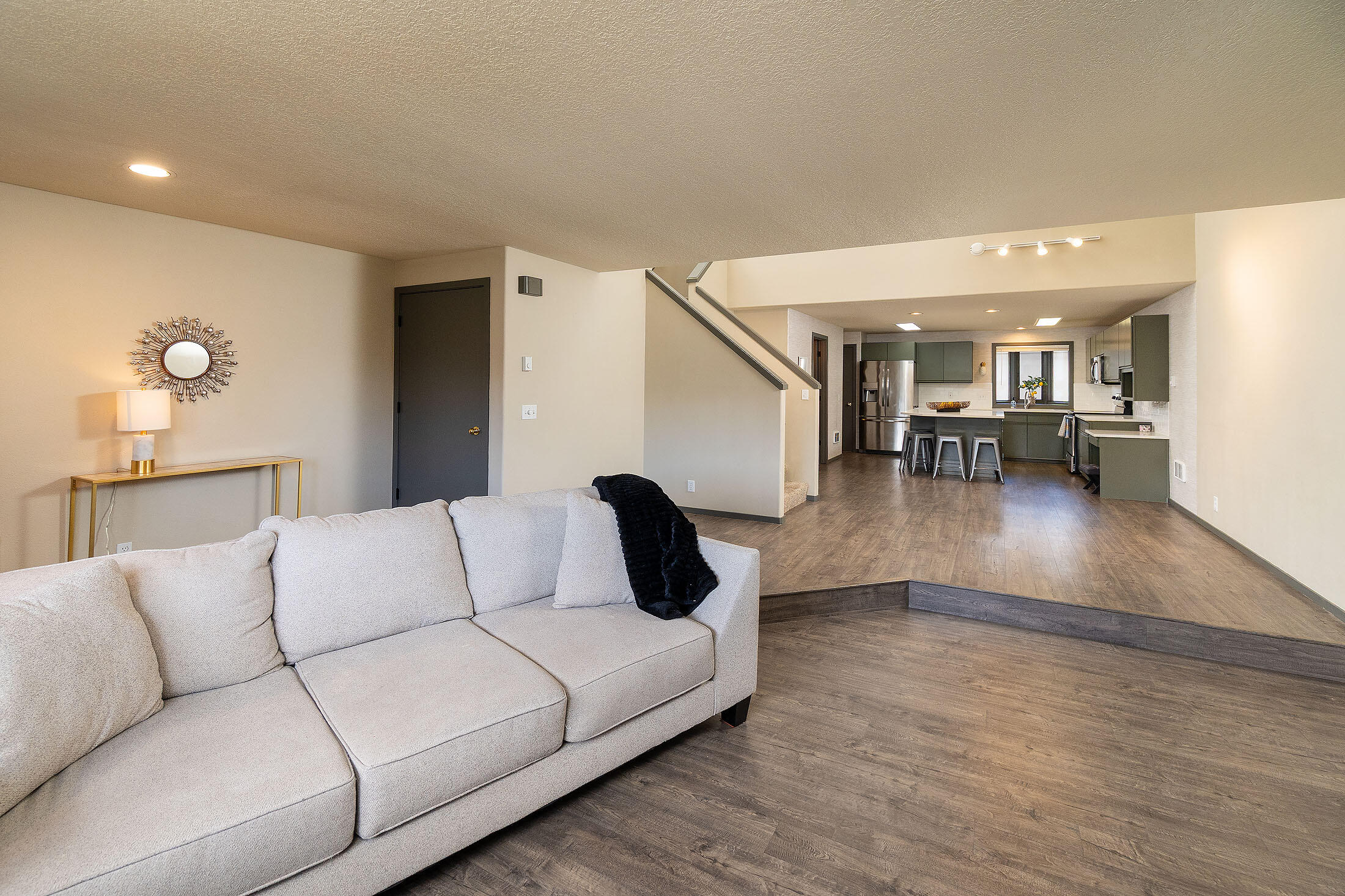 1050 NE Butler Market Road APT 28