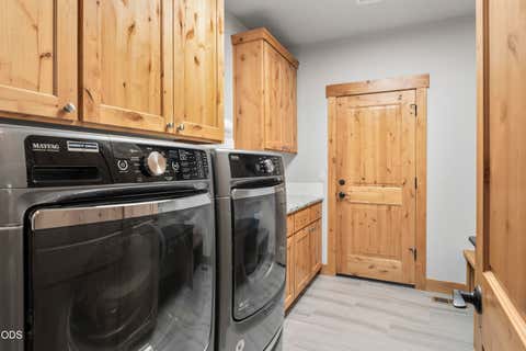 Tiny photo for 56296 Sable Rock Loop #256, Bend, OR 97707 (MLS # 220227319)