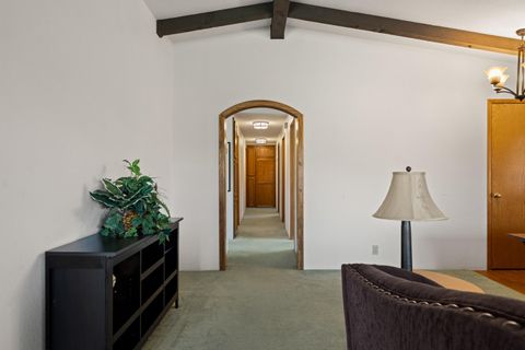 Tiny photo for 274 Parkhill Place, Grants Pass, OR 97527 (MLS # 220217644)