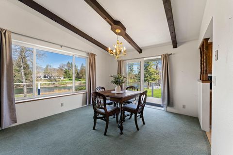 Tiny photo for 274 Parkhill Place, Grants Pass, OR 97527 (MLS # 220217644)