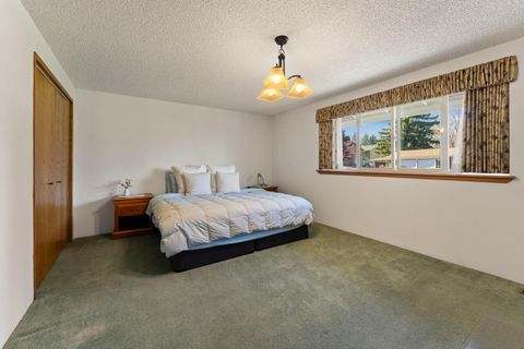 Tiny photo for 274 Parkhill Place, Grants Pass, OR 97527 (MLS # 220217644)