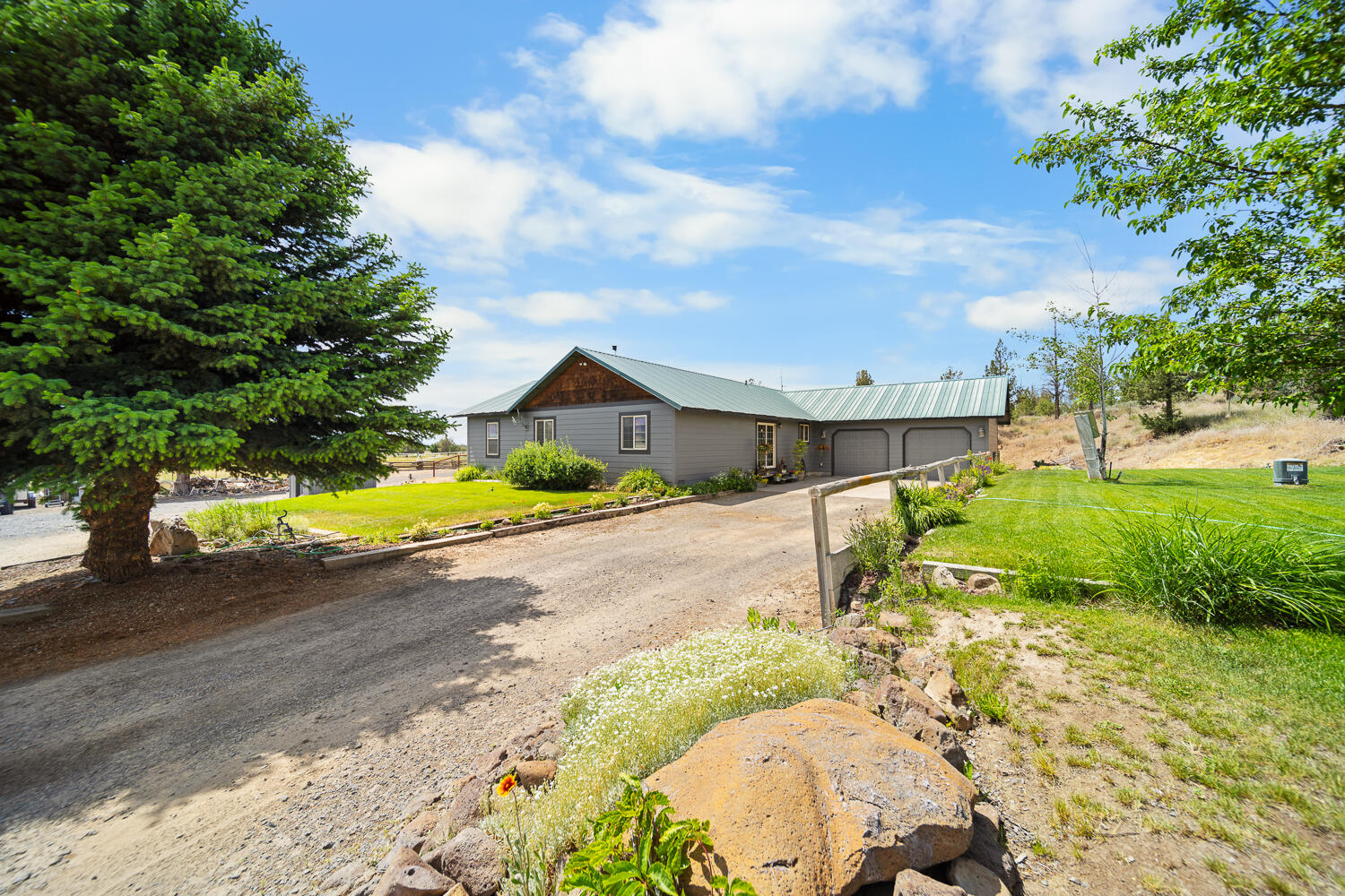107 NW Meyers Butte Road