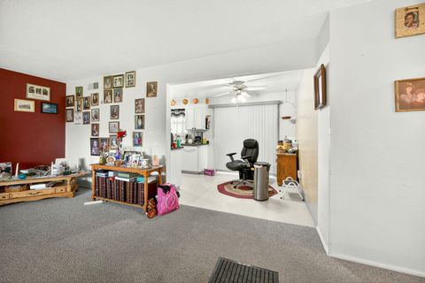 Tiny photo for 709 Lawnsdale Road, Medford, OR 97504 (MLS # 220212734)