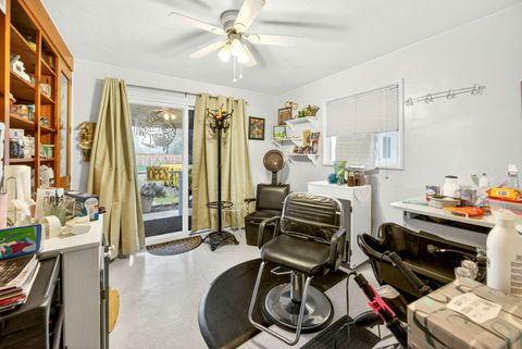 Tiny photo for 709 Lawnsdale Road, Medford, OR 97504 (MLS # 220212734)