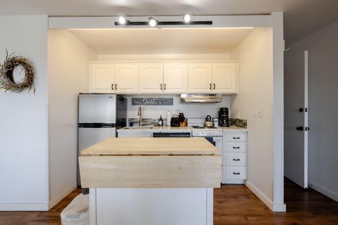 Tiny photo for 18575 SW Century Drive #1237/1238, Bend, OR 97702 (MLS # 220215346)