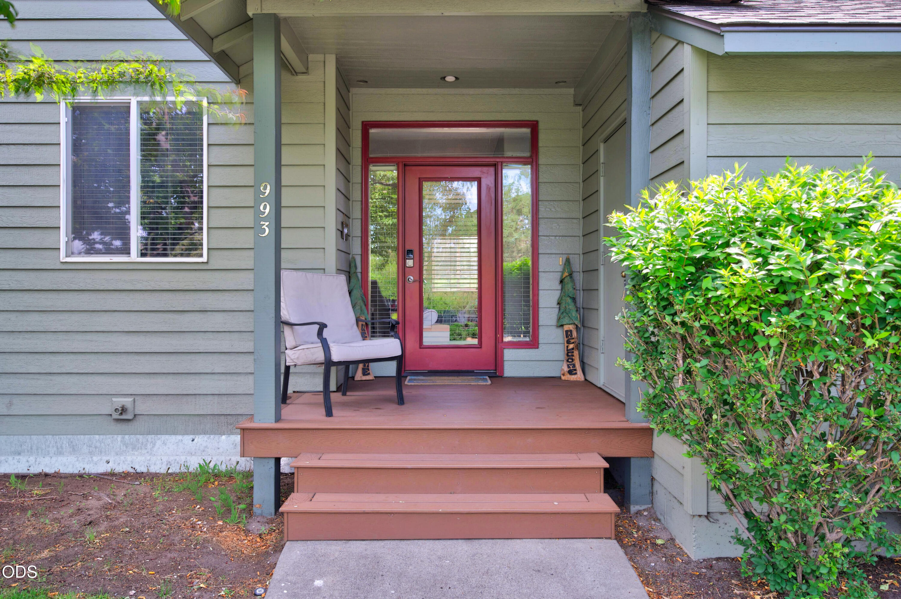 993 Golden Pheasant Drive