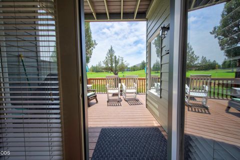 Tiny photo for 993 Golden Pheasant Drive, Redmond, OR 97756 (MLS # 220224065)