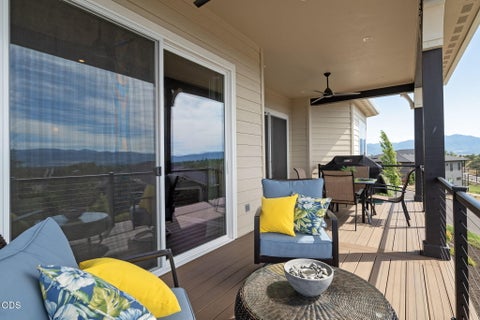 Tiny photo for 547 W La Strada Circle, Medford, OR 97504 (MLS # 220222665)