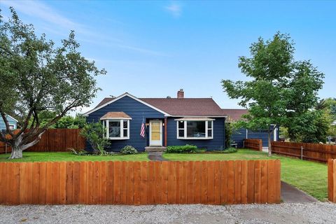 646 SE 2nd Street Prineville OR 97754