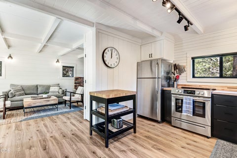 Tiny photo for 61579 Boulder Road, Bend, OR 97703 (MLS # 220223676)