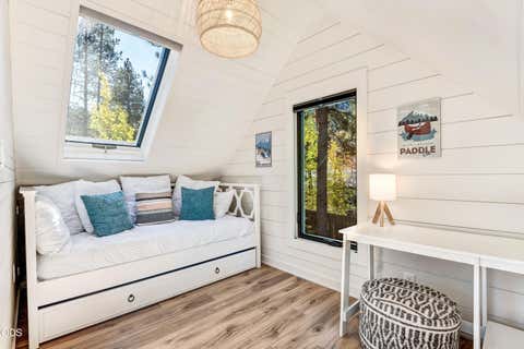 Tiny photo for 61579 Boulder Road, Bend, OR 97703 (MLS # 220223676)
