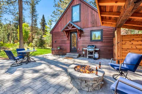 Tiny photo for 61579 Boulder Road, Bend, OR 97703 (MLS # 220223676)