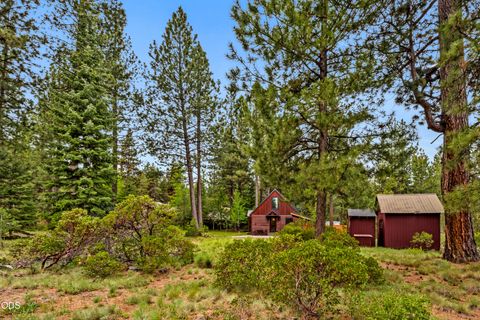 Tiny photo for 61579 Boulder Road, Bend, OR 97703 (MLS # 220223676)