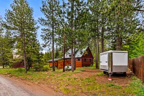 Tiny photo for 61579 Boulder Road, Bend, OR 97703 (MLS # 220223676)
