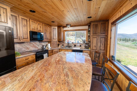 Tiny photo for 40252 Rudio Road, Kimberly, OR 97848 (MLS # 220221796)