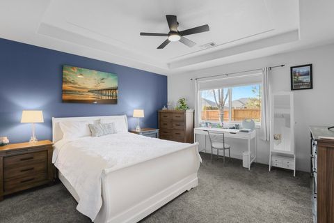 Tiny photo for 184 Keystone Way, Eagle Point, OR 97524 (MLS # 220214269)