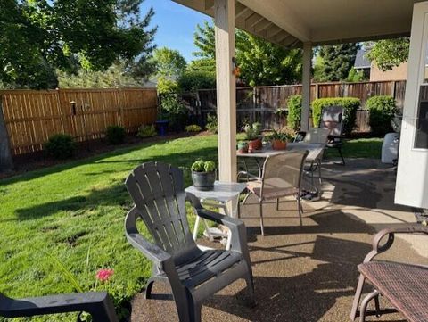 Tiny photo for 184 Keystone Way, Eagle Point, OR 97524 (MLS # 220214269)