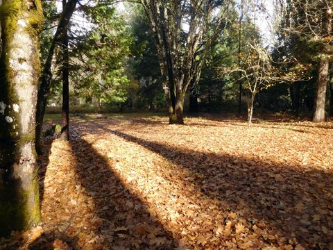 406 W Lister Street Cave Junction OR 97523