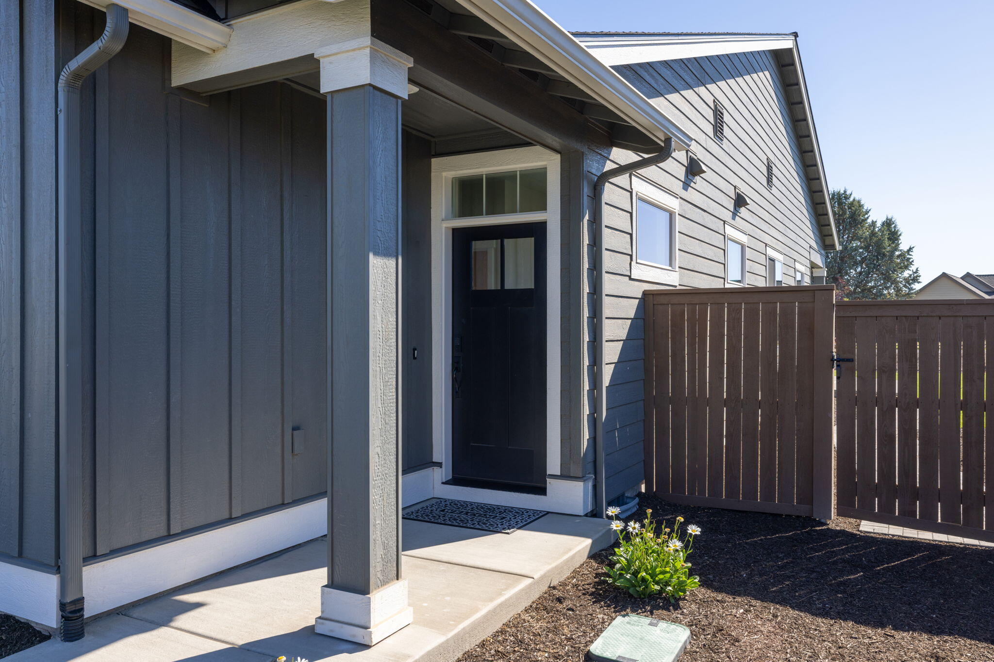 4166 SW 47th Place