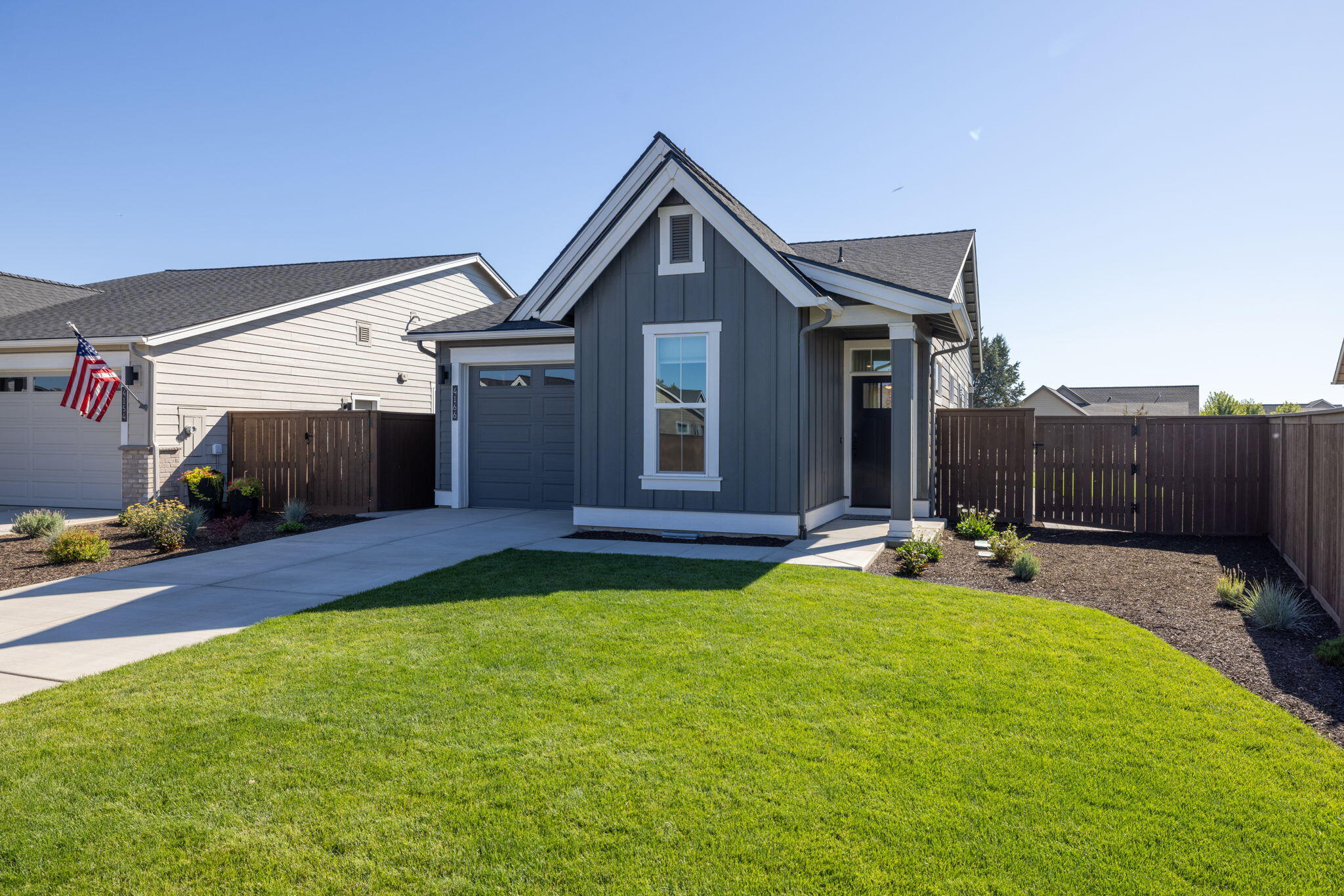 4166 SW 47th Place