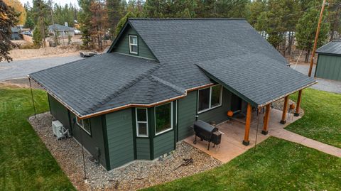 Tiny photo for 52585 Antler Lane, La Pine, OR 97739 (MLS # 220213442)