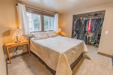 Tiny photo for 52585 Antler Lane, La Pine, OR 97739 (MLS # 220213442)