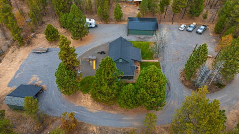 Tiny photo for 52585 Antler Lane, La Pine, OR 97739 (MLS # 220213442)