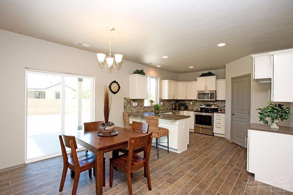 Maple Meadows - Residential