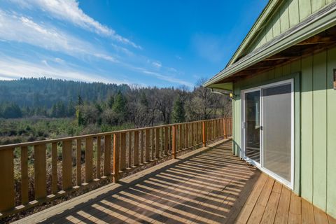 Tiny photo for 27914 Walkerwood Lane, Sweet Home, OR 97386 (MLS # 220214368)