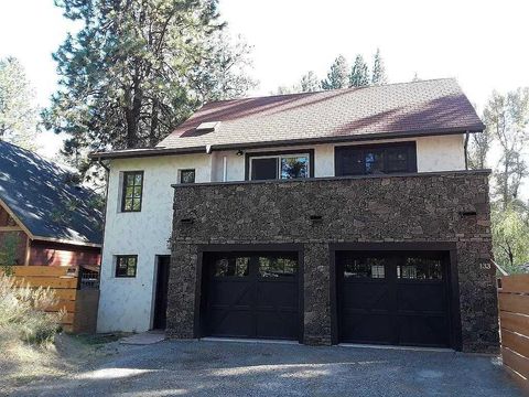Photo of 133 E Black Crater Avenue, Sisters, OR 97759 (MLS # 220212878)