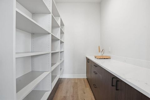 Tiny photo for 3068 NW Blodgett Way, Bend, OR 97703 (MLS # 220216892)