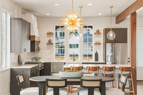 Tiny photo for 3068 NW Blodgett Way, Bend, OR 97703 (MLS # 220216892)