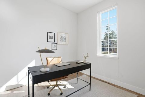 Tiny photo for 3068 NW Blodgett Way, Bend, OR 97703 (MLS # 220216892)