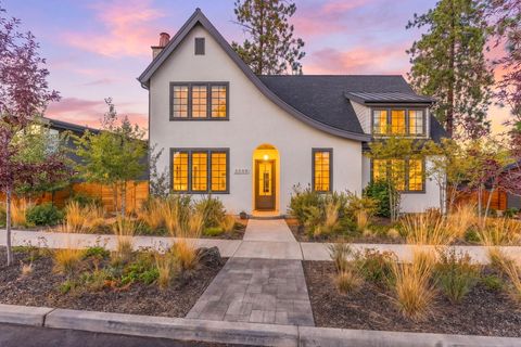 3068 NW Blodgett Way Bend OR 97703