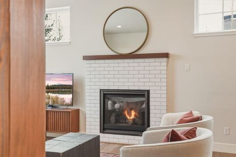 Tiny photo for 3068 NW Blodgett Way, Bend, OR 97703 (MLS # 220216892)