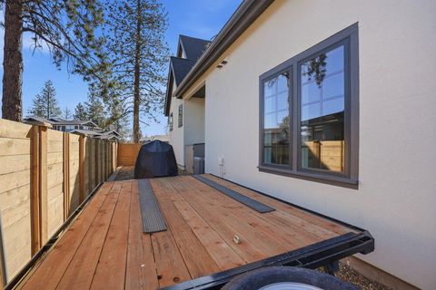 Tiny photo for 3068 NW Blodgett Way, Bend, OR 97703 (MLS # 220216892)
