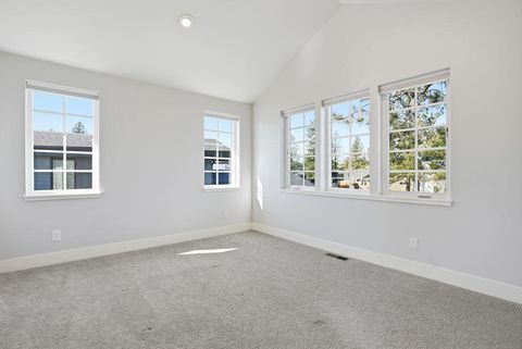 Tiny photo for 3068 NW Blodgett Way, Bend, OR 97703 (MLS # 220216892)